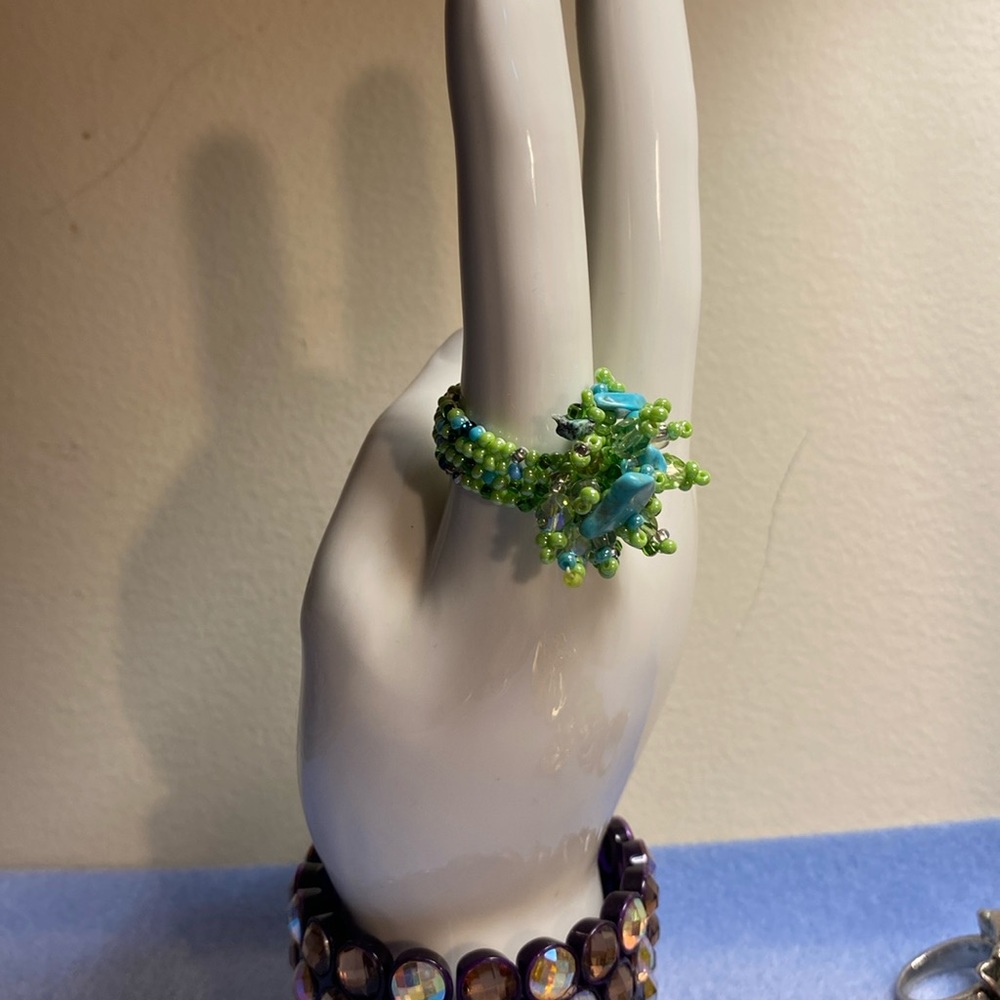 Handmade Beaded ring - Picture 2 of 5